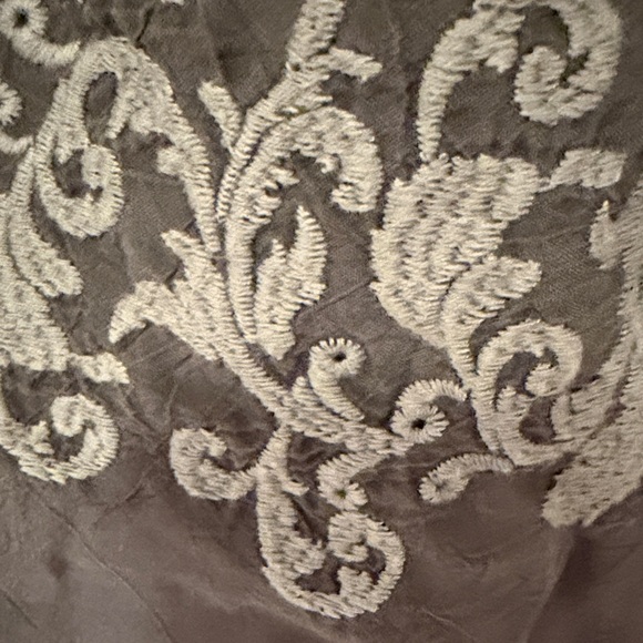 Embroidered Gray Women's Top - Picture 6 of 9